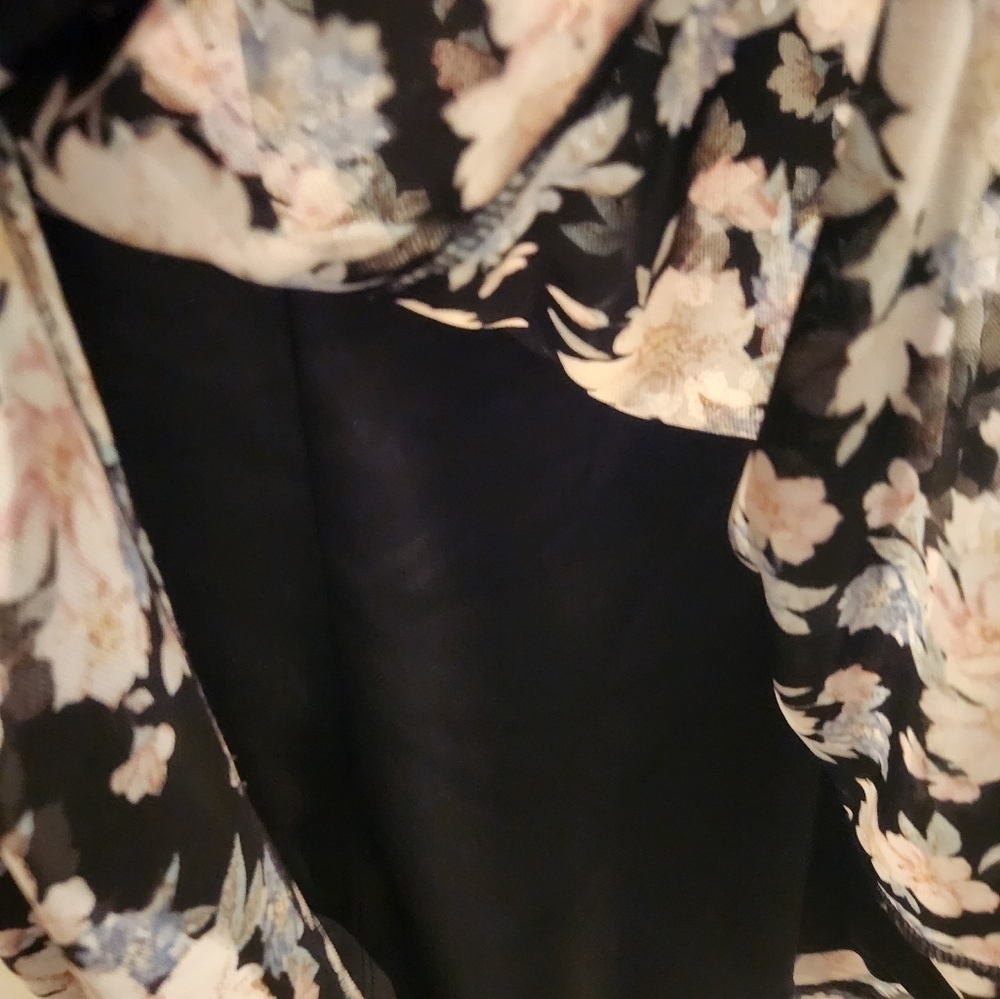 **FOR @kentucky ONLY**  APT 9 Floral Sleeveless Blouse Womens Large - Picture 6 of 15